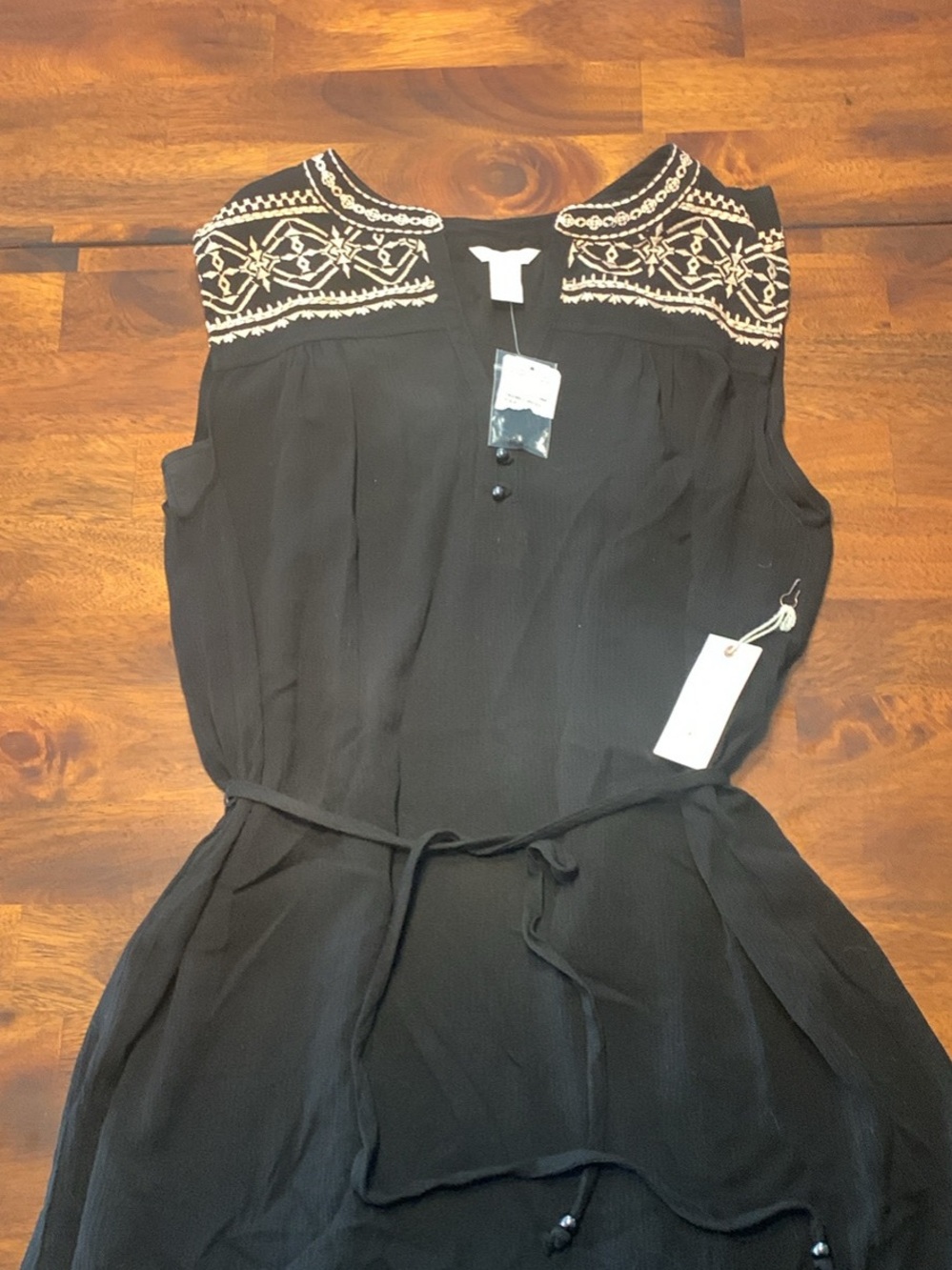 Forever 21 Black Sleeveless Embroidered Yoke Dress
